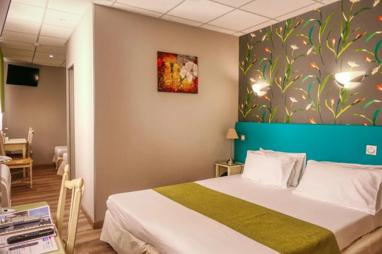 Hotel Le Medieval Palais Des Papes Avignon 3*,