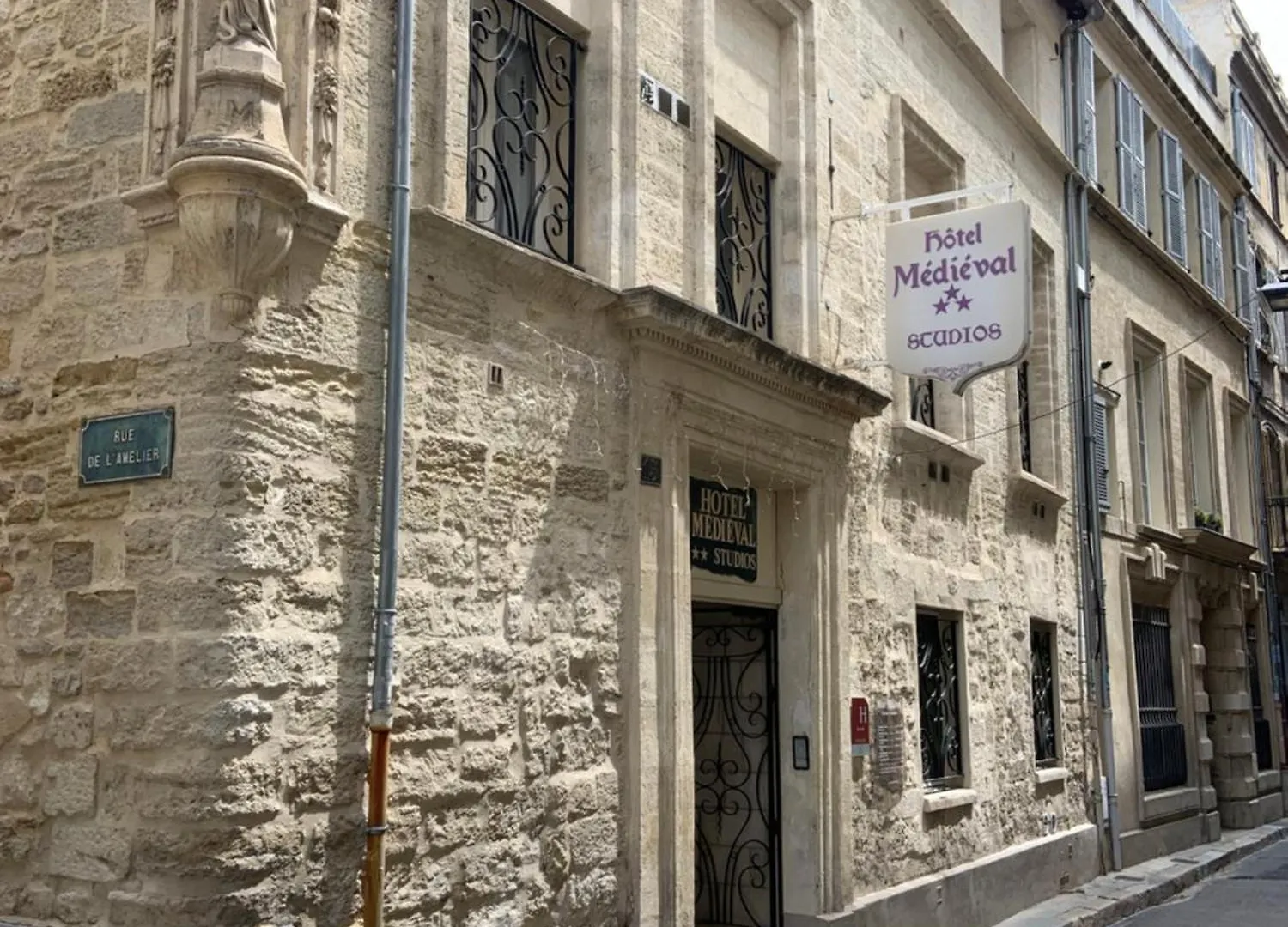 Hotel Le Medieval Palais Des Papes Avignon
